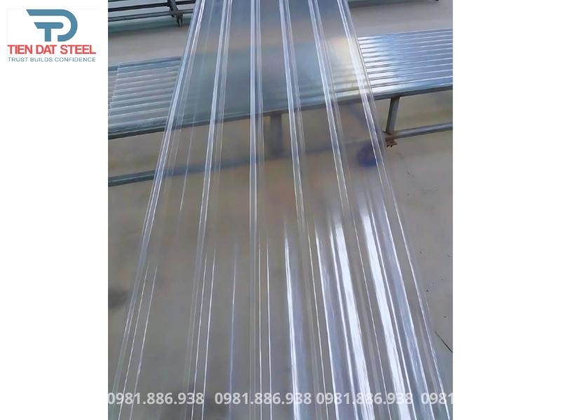 Tôn nhựa lấy sáng Hải Phòng - Giá rẻ, bền đẹp