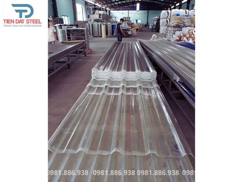 Tôn trong suốt Hải Phòng - Ứng dụng và ưu điểm