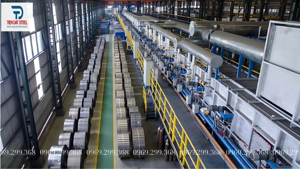 Quy trình sản xuất tôn mạ màu đạt chuẩn ISO.